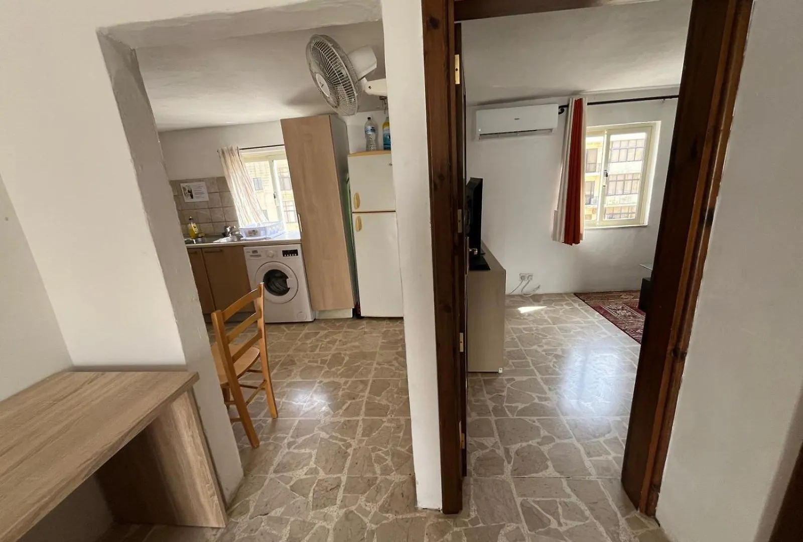 Sliema Small Bedroom Homestay